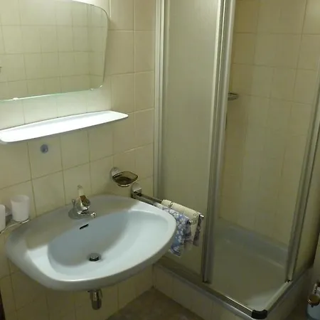 Apartment Dora *